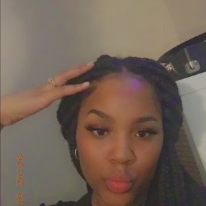 Meet your Posher, Aneeshia